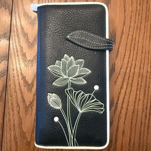 Black Floral Women's Wallet